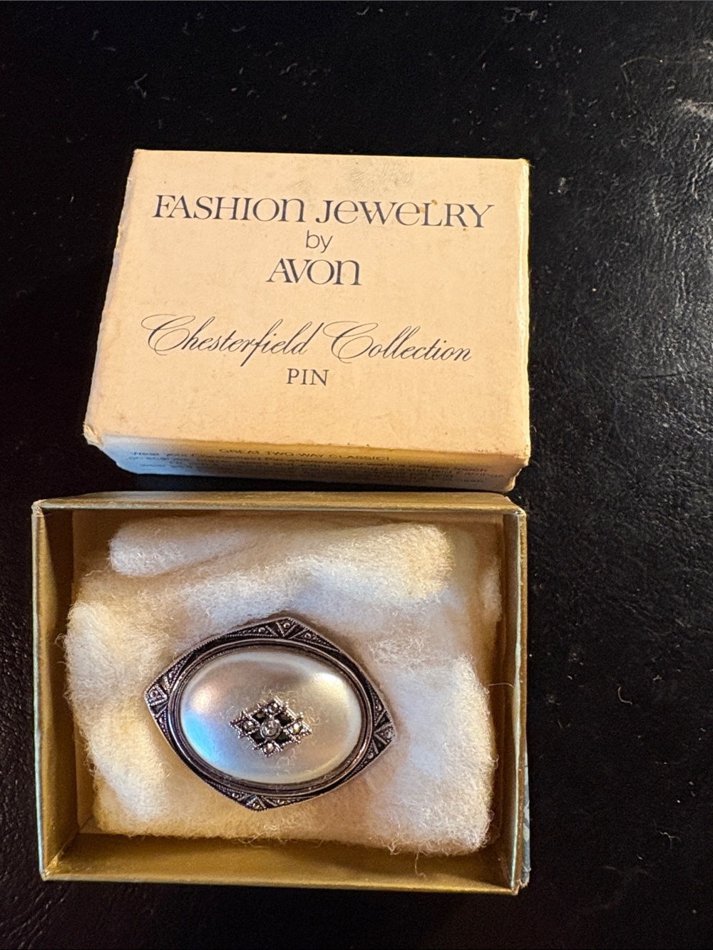 Avon Silver-Tone Oval Brooch with Rhinestone Cluster